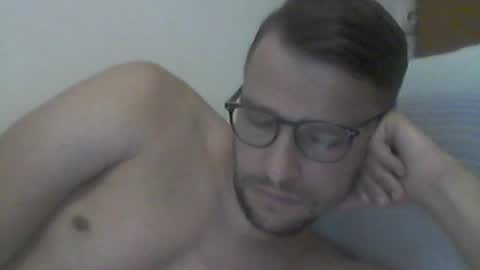hardboylovemilfmoom online show from July 13, 1:13 pm