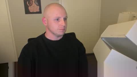 Stand Lee online show from March 25, 7:34 am