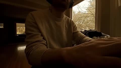 Tom online show from November 6, 11:30 pm