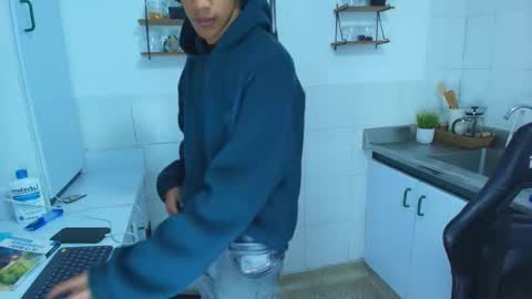 Hares online show from January 31, 7:11 pm