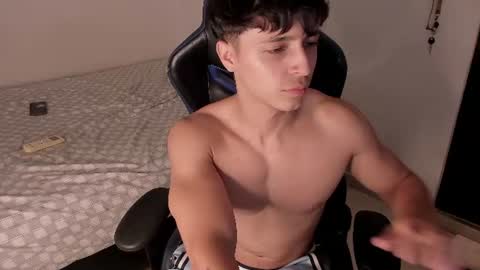 harry_p01 online show from July 10, 11:39 pm