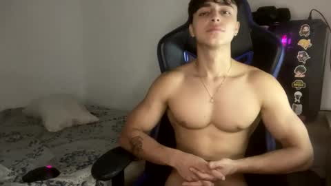Snapshot of harry_p01 chatting on February 11, 7:12 am harry_p01 online show from February 11, 7:12 am