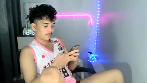 Michael18 online show from March 9, 1:37 pm