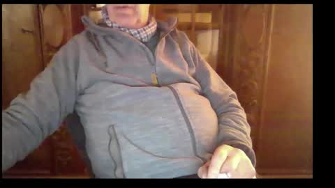 hot n  nasty online show from December 5, 3:19 pm