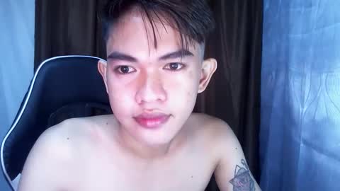 Snapshot of hayden_cumgiver chatting on December 23, 6:27 pm jon hayden online show from December 23, 6:27 pm
