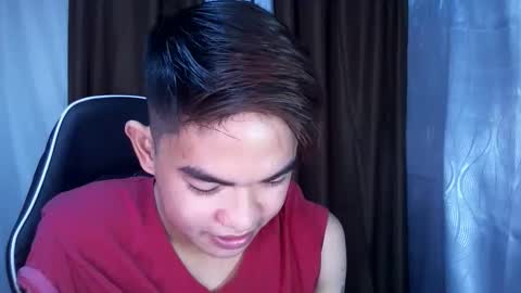 Snapshot of hayden_cumgiver chatting on December 26, 6:12 pm jon hayden online show from December 26, 6:12 pm