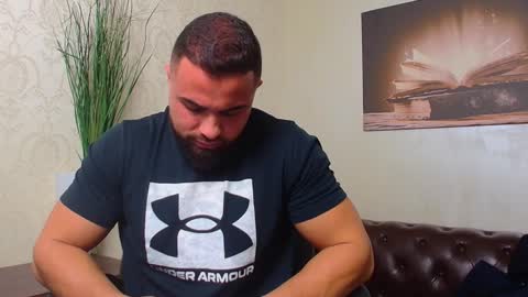 HayesWood online show from November 28, 7:33 am