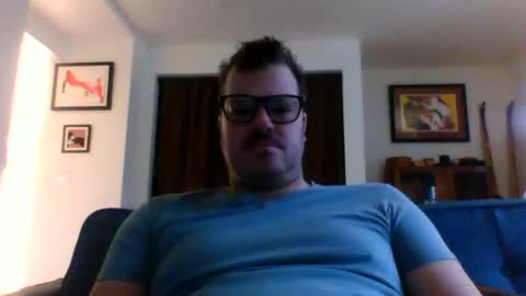 Snapshot of heartofadog604 chatting on March 10, 12:07 am MT online show from March 10, 12:07 am