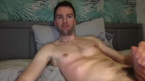 Snapshot of hellolucas69 chatting on December 20, 1:14 am Lucas online show from December 20, 1:14 am