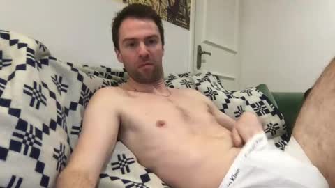 Snapshot of hellolucas69 chatting on January 31, 10:10 pm Lucas online show from January 31, 10:10 pm