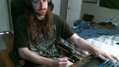longhairbeardedguy online show from December 15, 3:53 pm