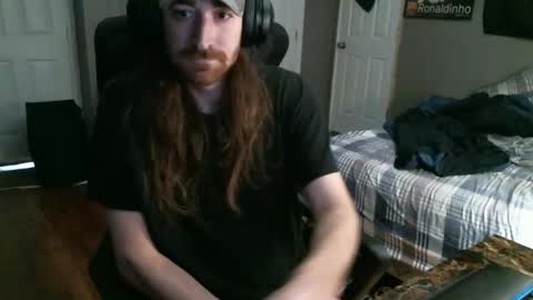 longhairbeardedguy online show from December 13, 12:50 pm