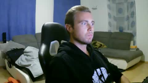 John Pearl online show from September 14, 8:33 pm