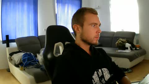 John Pearl online show from October 16, 11:40 am