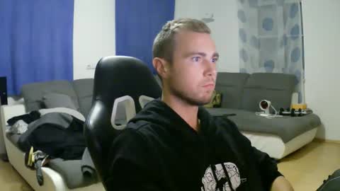 John Pearl online show from October 5, 7:51 pm