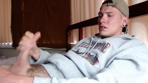 Snapshot of hercules__ chatting on February 9, 12:51 am Gregblonde Alextattoo online show from February 9, 12:51 am
