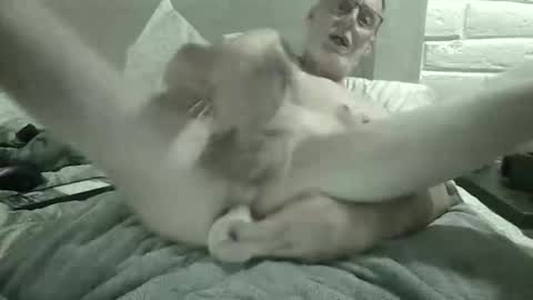 hereforyrpleasure online show from October 29, 2:58 am