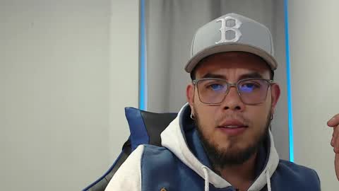 herick_baker online show from April 4, 8:28 pm