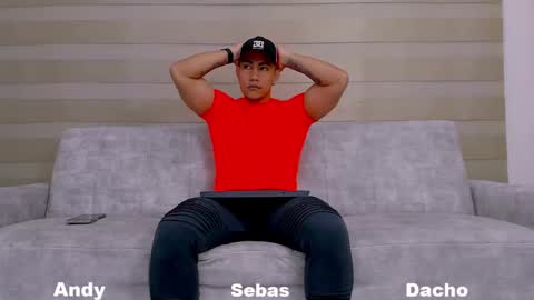 heteros men online show from February 17, 1:21 pm