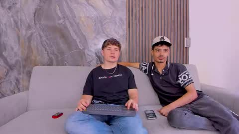 heteros men online show from September 28, 9:24 pm