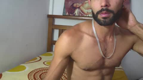 hideonbush online show from April 10, 4:58 pm