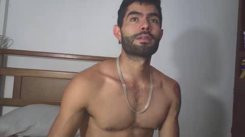 hideonbush online show from May 10, 3:57 pm