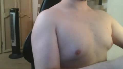 Himbo fox online show from July 27, 3:35 am