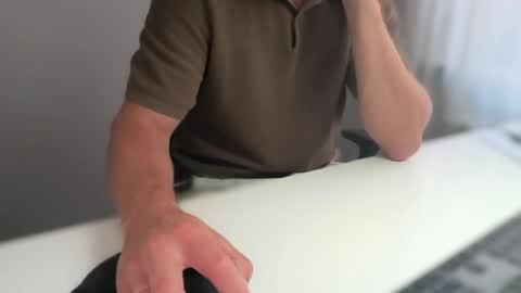 ho7man online show from August 7, 7:26 am