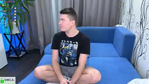 holy_eggs_00 online show from October 30, 6:42 pm