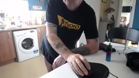 honeymaster290 online show from November 17, 10:18 am