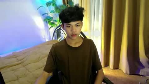 horny_joshxxx online show from April 15, 7:58 pm