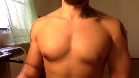 hornybbcxx online show from December 16, 7:43 pm