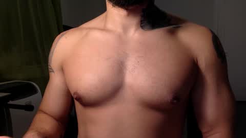 hornybbcxx online show from December 15, 6:40 am