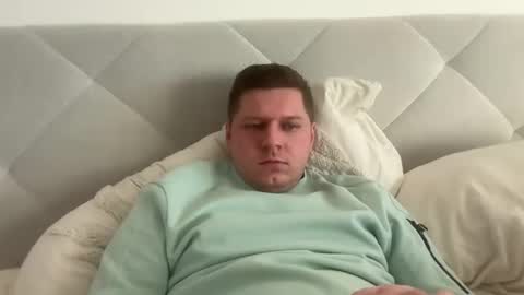 hornyboy95300 online show from February 8, 3:42 pm