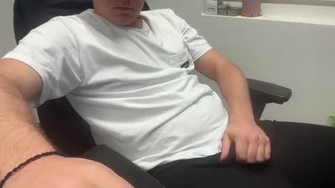 hornyboy95300 online show from February 17, 3:42 pm