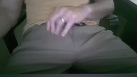 Snapshot of hornyhubby1001 chatting on September 22, 2:27 pm hornyhubby1001 online show from September 22, 2:27 pm
