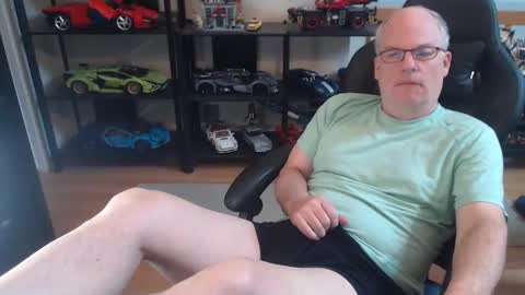 Snapshot of hornynthick70 chatting on January 4, 5:16 pm hornynthick70 online show from January 4, 5:16 pm