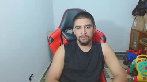 hot__husbands online show from November 18, 2:15 am