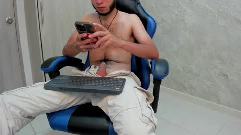 hot bad boy69 online show from March 27, 9:05 pm