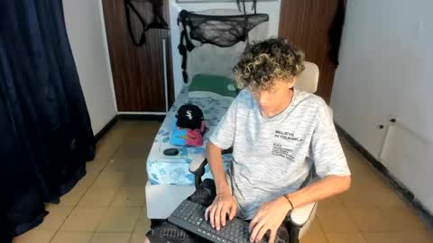 hot bunny online show from November 12, 3:45 am