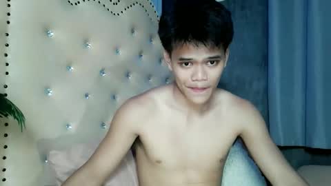 hot_fucker_ online show from April 4, 5:32 pm