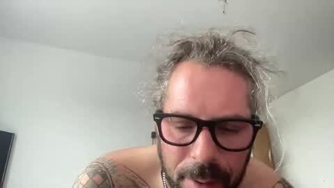 letmedoo2 online show from October 26, 9:33 am