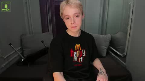 hot_twinkboy online show from February 25, 11:30 am