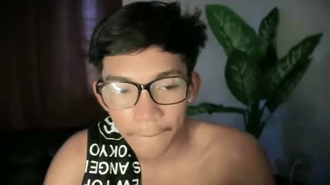 hotasian_jerome online show from February 3, 6:40 am