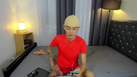 Snapshot of hotasiankenn chatting on September 28, 11:03 pm Kenny online show from September 28, 11:03 pm