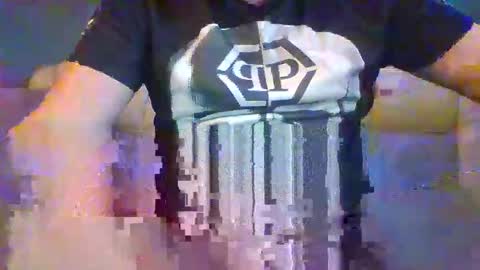 hotbrabanderke online show from January 5, 9:37 am