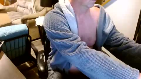 hotcandad online show from January 7, 12:59 pm