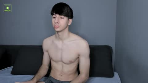 QUENTIN online show from March 4, 6:42 am