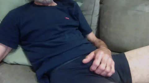 hotfrenchdadd online show from February 16, 8:21 am