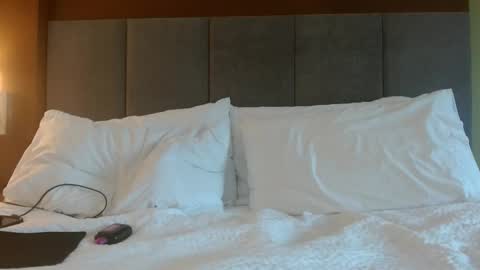 hottie online show from May 13, 10:07 pm